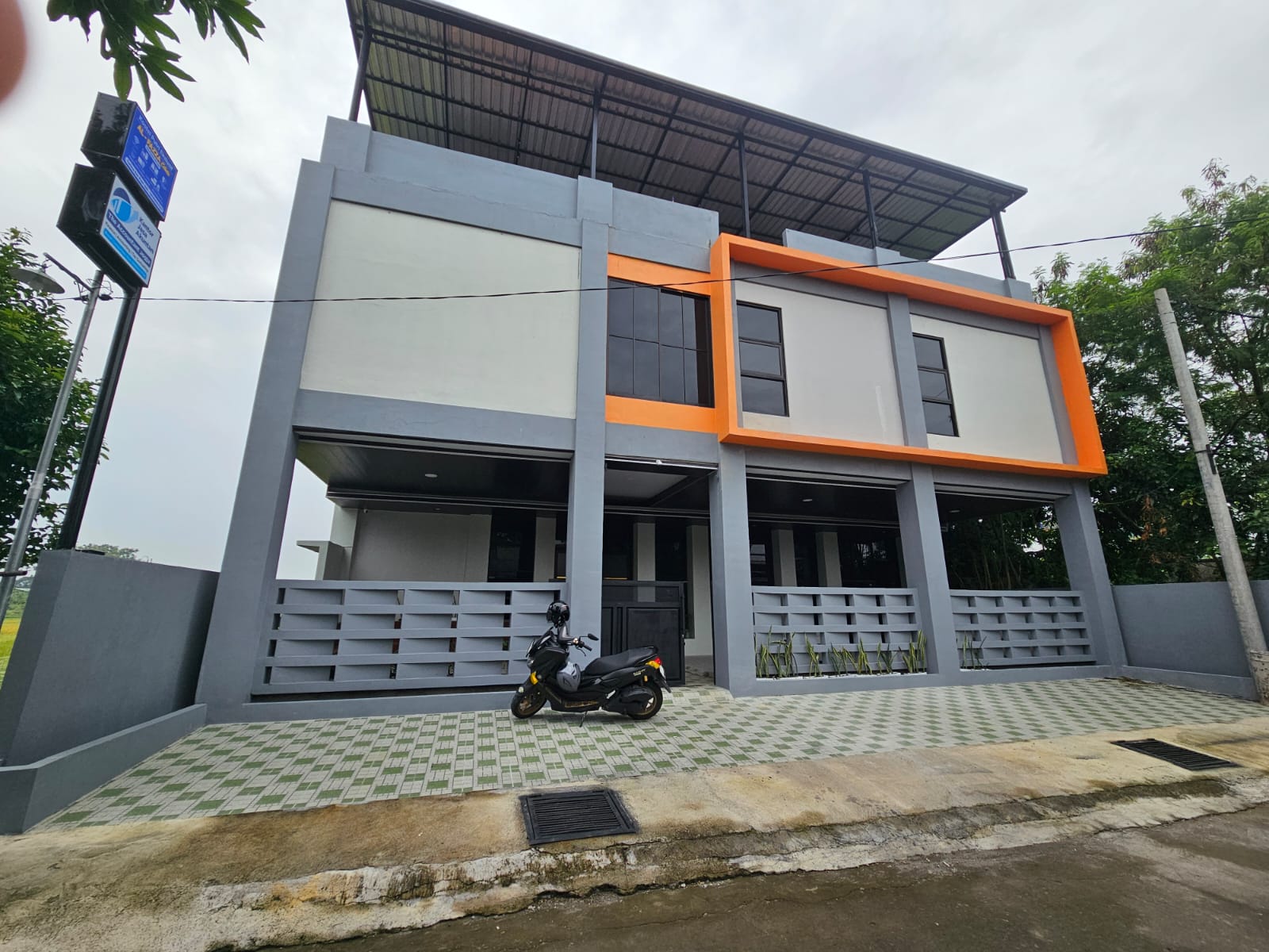 tampak depan